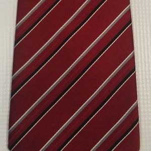 Donald Trump Signature Collection 100%  Silk Tie